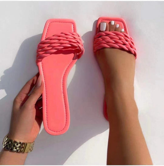 Ladies Go Out Wearing Candy-colored Party Slippers